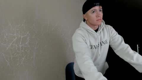 BIGBOSSX online show from March 3, 11:27 am