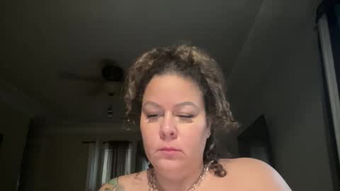 Snapshot of bigbreastsabrina chatting on October 15, 12:49 pm BIG BREAST SABRINA online show from October 15, 12:49 pm