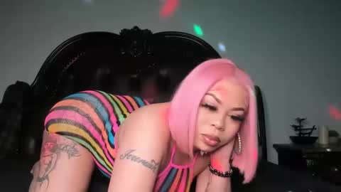 Snapshot of bigbuttsarena chatting on March 8, 5:01 pm bigbuttsarena online show from March 8, 5:01 pm