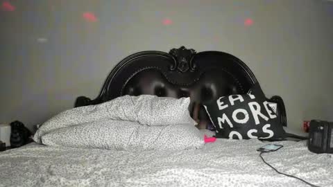 Snapshot of bigbuttsarena chatting on September 9, 5:07 am bigbuttsarena online show from September 9, 5:07 am