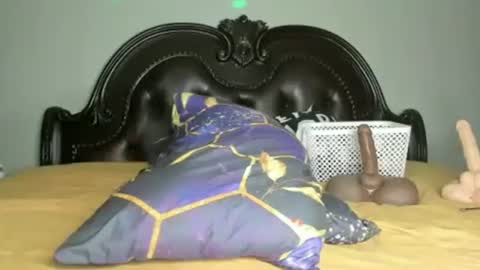 Snapshot of bigbuttsarena chatting on October 22, 4:40 pm bigbuttsarena online show from October 22, 4:40 pm