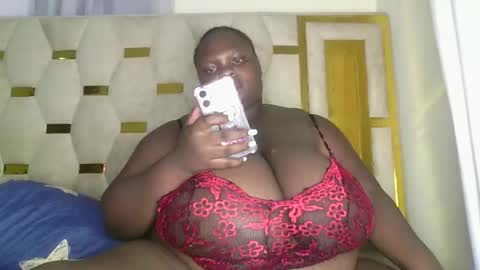 Snapshot of bigchocotities chatting on November 1, 6:32 pm bigchocotities online show from November 1, 6:32 pm