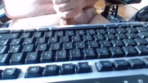 Snapshot of bigcock4u2cme chatting on November 25, 6:30 pm bigcock4u2cme online show from November 25, 6:30 pm