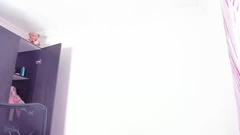 Snapshot of bigcock_luci chatting on December 24, 1:28 pm bigcock_luci online show from December 24, 1:28 pm