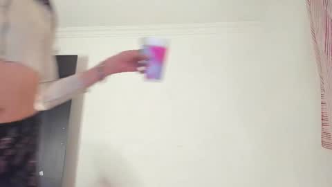 Snapshot of bigcock_luci chatting on January 13, 8:05 am bigcock_luci online show from January 13, 8:05 am