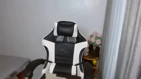 Nj online show from April 6, 7:15 pm