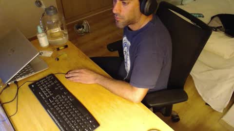 bigcok35spain online show from December 3, 9:46 pm