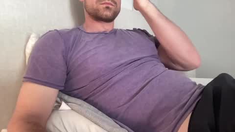 bigcollegecock69690 online show from February 25, 5:47 pm