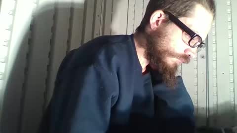 Snapshot of bigdaddy1231995 chatting on November 25, 12:16 pm BigDaddykodack online show from November 25, 12:16 pm