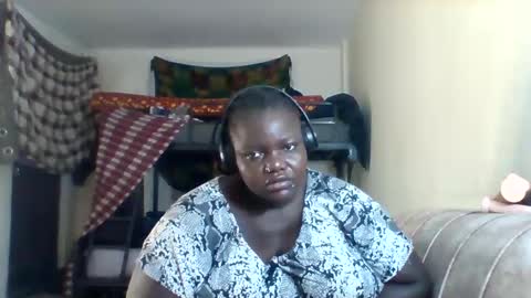 Snapshot of bigdarkass chatting on October 26, 11:42 pm VIOLET online show from October 26, 11:42 pm