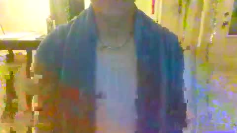 Snapshot of bigdeer581917471 chatting on November 18, 10:41 am bigdeer581917471 online show from November 18, 10:41 am