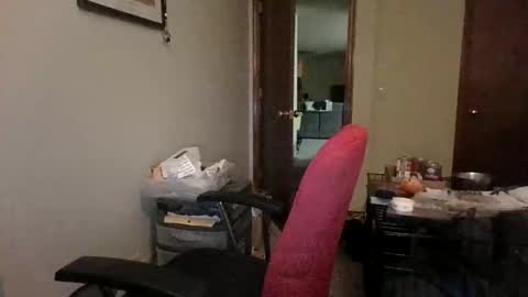 Snapshot of bigdickbob537510 chatting on October 10, 6:45 am bigdickbob537510 online show from October 10, 6:45 am