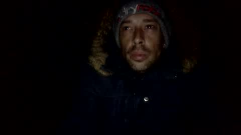 Snapshot of bigdickdangles472924 chatting on November 16, 9:42 pm bigdickdangles472924 online show from November 16, 9:42 pm