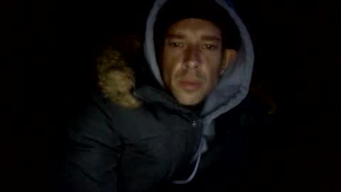 Snapshot of bigdickdangles472924 chatting on December 14, 10:58 pm bigdickdangles472924 online show from December 14, 10:58 pm