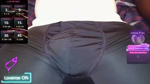 Snapshot of bigdikfreak chatting on July 2, 4:40 am BigDickFreak online show from July 2, 4:40 am