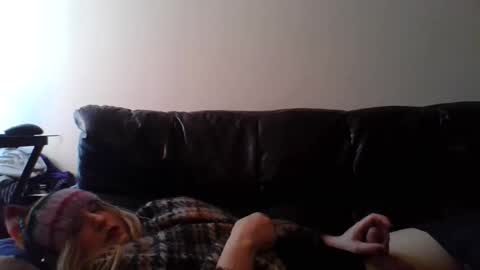 Snapshot of bigdogmattiets chatting on December 14, 8:24 pm Madelyn online show from December 14, 8:24 pm