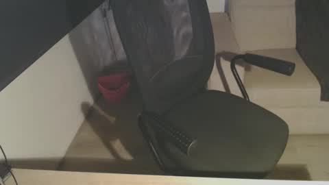 Snapshot of bigdutchenergy chatting on October 11, 1:38 am BigDutchEnergy online show from October 11, 1:38 am