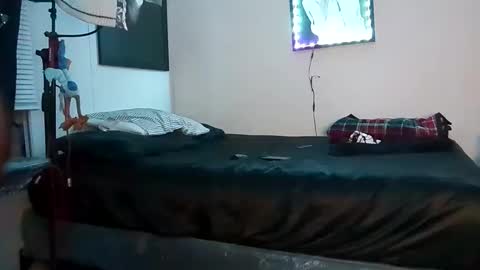 Snapshot of biggdicc03763899 chatting on October 5, 5:17 am Slanggindicc online show from October 5, 5:17 am