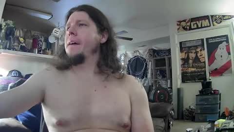 biggerisbetter21 online show from January 12, 9:08 pm