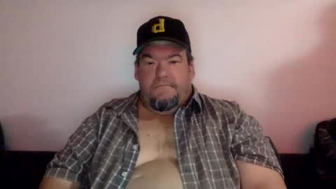 Snapshot of bigguyforyou1981 chatting on October 26, 1:39 pm bigguyforyou1981 online show from October 26, 1:39 pm