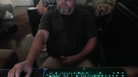 bighugmugg online show from November 1, 10:56 pm