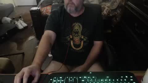 bighugmugg online show from November 30, 5:50 pm