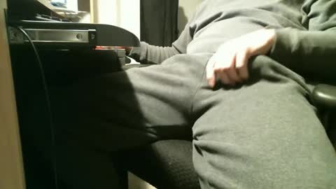 Snapshot of bigj0606 chatting on December 23, 4:44 am Big John online show from December 23, 4:44 am