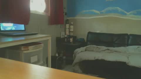 Snapshot of bigjaybo60 chatting on September 18, 7:16 pm John online show from September 18, 7:16 pm