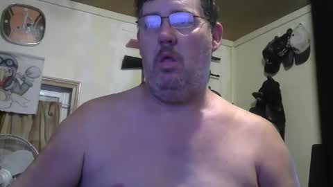 Snapshot of bigjohn41000 chatting on September 17, 8:49 am bigjohn41000 online show from September 17, 8:49 am