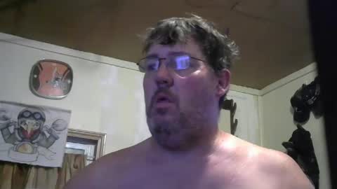 Snapshot of bigjohn41000 chatting on October 4, 9:40 am bigjohn41000 online show from October 4, 9:40 am