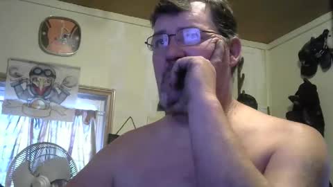 Snapshot of bigjohn41000 chatting on October 14, 9:48 pm bigjohn41000 online show from October 14, 9:48 pm