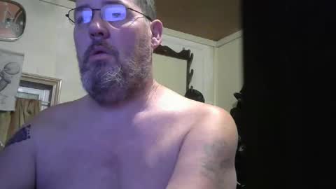 Snapshot of bigjohn41000 chatting on December 4, 9:40 am bigjohn41000 online show from December 4, 9:40 am