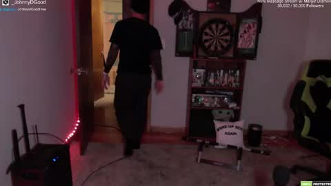 Snapshot of bigjohnny550 chatting on October 30, 12:45 am Johnny D Good online show from October 30, 12:45 am