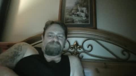 Snapshot of bigload1972 chatting on December 7, 3:36 am bigload1972 online show from December 7, 3:36 am