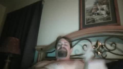 Snapshot of bigload1972 chatting on December 21, 5:36 am bigload1972 online show from December 21, 5:36 am