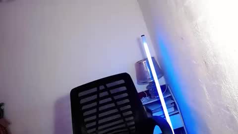 Snapshot of bigloadxsasha chatting on January 26, 11:08 pm sasha swan online show from January 26, 11:08 pm