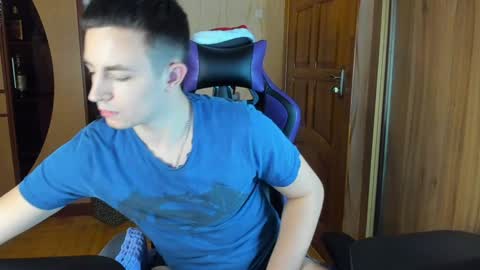 Snapshot of bigmark03 chatting on January 17, 1:24 pm BigMark03 online show from January 17, 1:24 pm