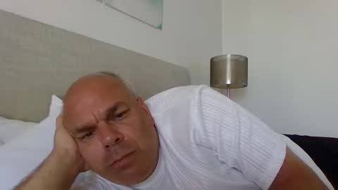 Snapshot of bigmeatman67 chatting on October 31, 8:21 pm bigmeatman67 online show from October 31, 8:21 pm