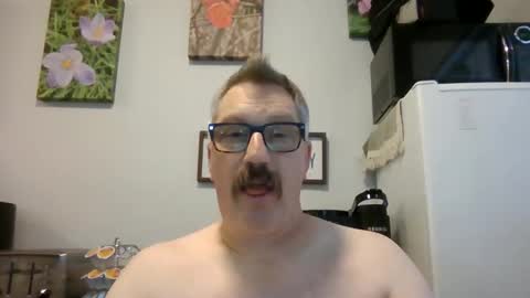 Snapshot of bignhard69_ chatting on December 2, 5:08 pm Bignhard696 online show from December 2, 5:08 pm