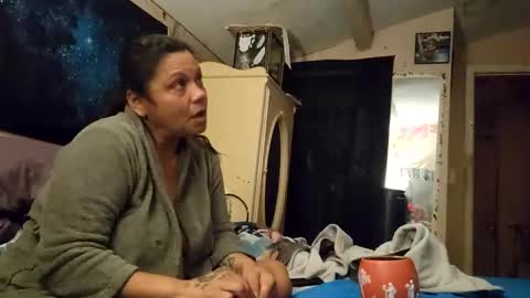 the Mini mami online show from March 4, 8:46 am