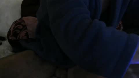 Snapshot of bigreallover chatting on January 4, 9:43 am ...... online show from January 4, 9:43 am