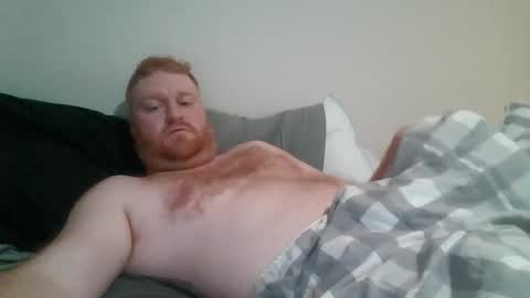 bigred92899 online show from February 15, 11:34 pm