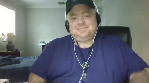 Big Red online show from February 17, 9:08 pm