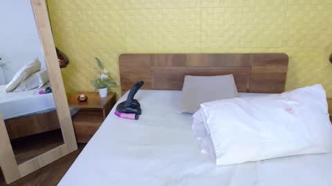 bigroundbooty_ online show from March 27, 9:03 pm