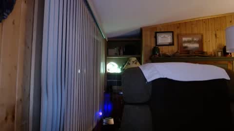 bigthicksatisfying2 online show from December 15, 8:30 am