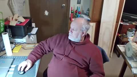 Snapshot of bigthump9999 chatting on February 22, 2:52 pm bigthump9999 online show from February 22, 2:52 pm