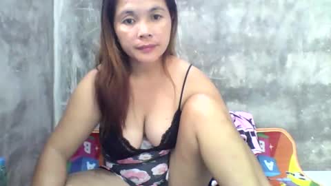 Snapshot of bigtits_24 chatting on November 24, 12:10 am bigtits_24 online show from November 24, 12:10 am