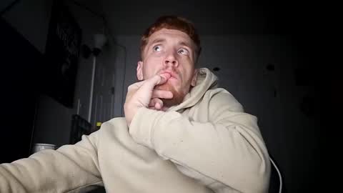 Snapshot of bigwhited2115 chatting on October 24, 6:54 am Onlyfans redheadedwhitedick online show from October 24, 6:54 am