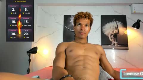 Snapshot of bigxxo chatting on October 30, 2:35 am bigxxo online show from October 30, 2:35 am