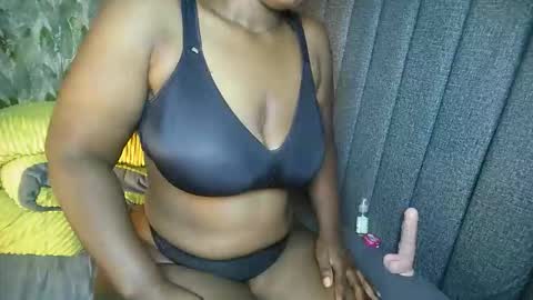 Snapshot of bigyybigy chatting on March 2, 4:58 pm bigyybigy online show from March 2, 4:58 pm